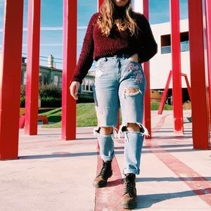 Embroidered & Ripped Mom Jeans